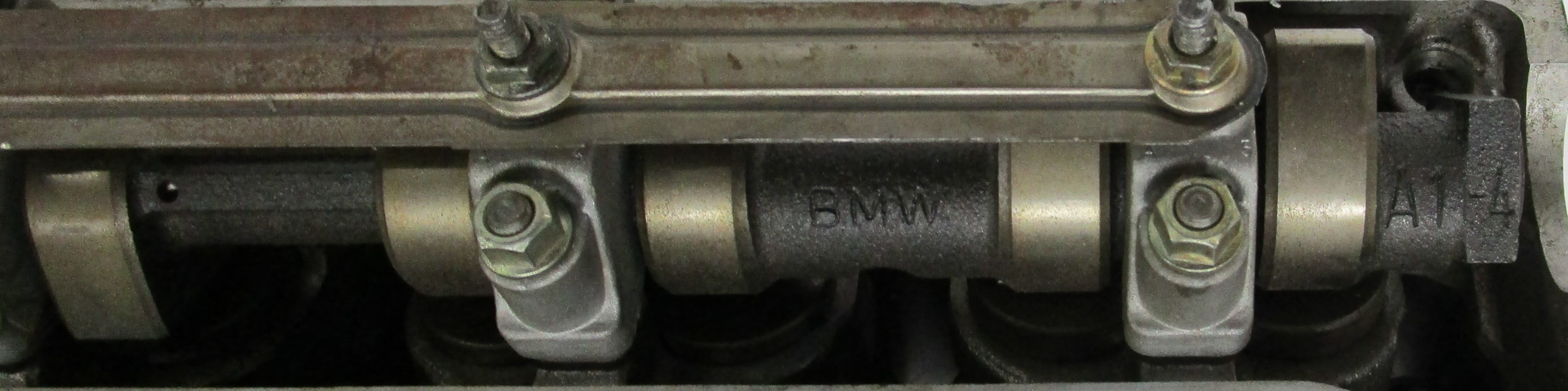 1994-1995 BMW 530i, 3.0L (Right) W/Cams  Casting #1729331