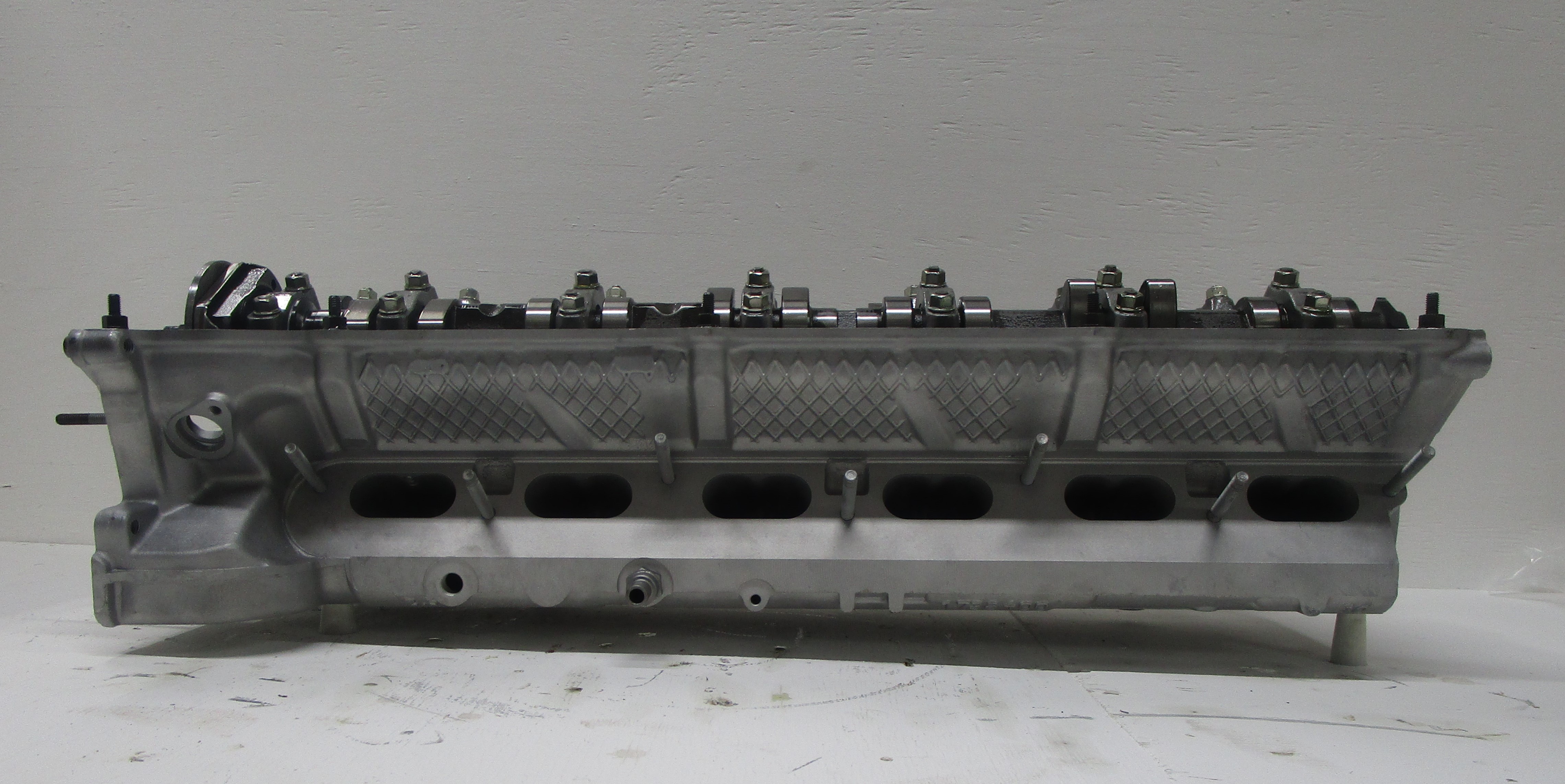 1991-1995 BMW 325i/325iS 2.5L Reconditioned Cylinder Head w/Cams Casting #1738400 ($200 Core Charge)