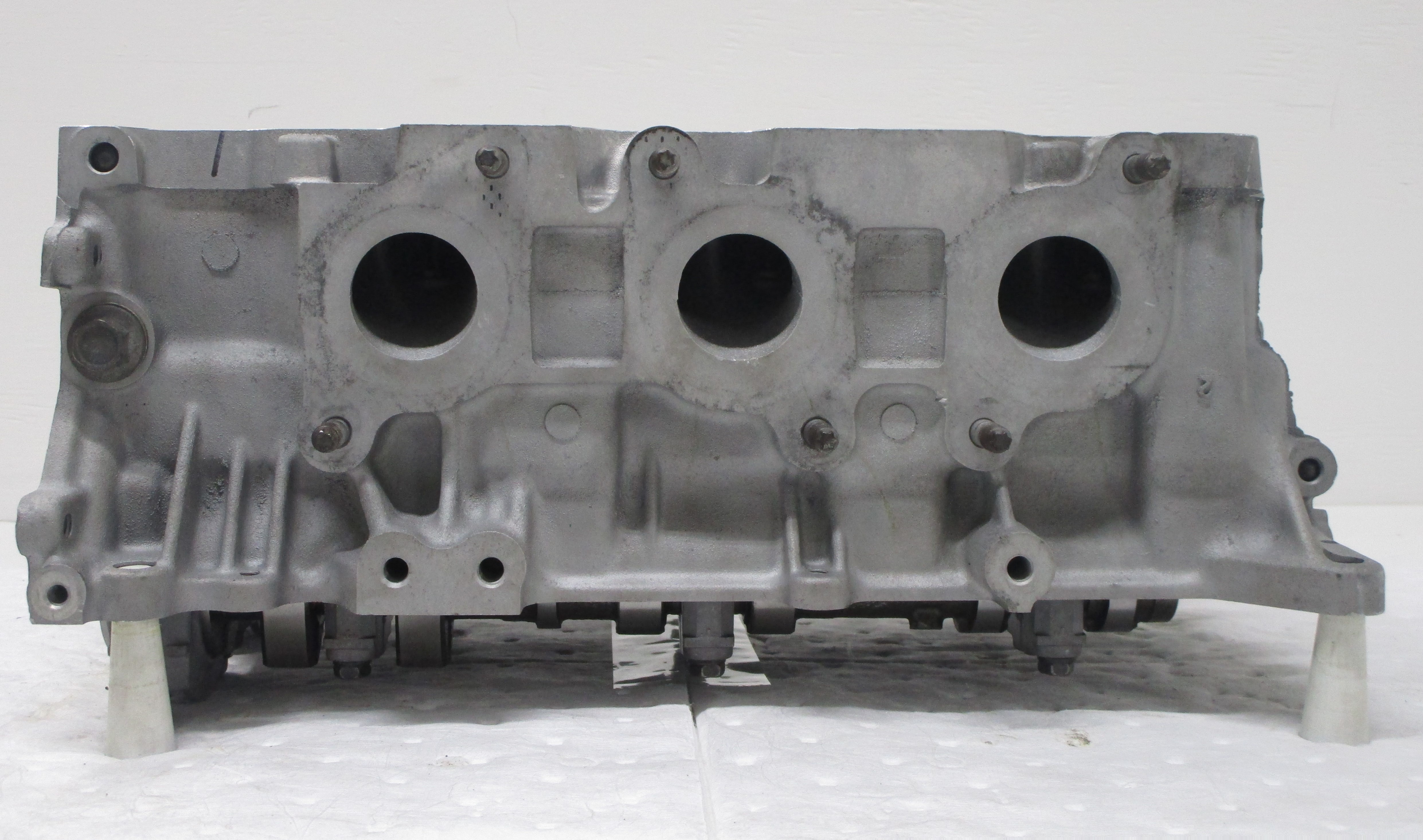 2004-2015 Toyota Tacoma 4.0L, V6 (1GR-FE) Reconditioned Right Cylinder Head W/Cams ($100 Core Charge)