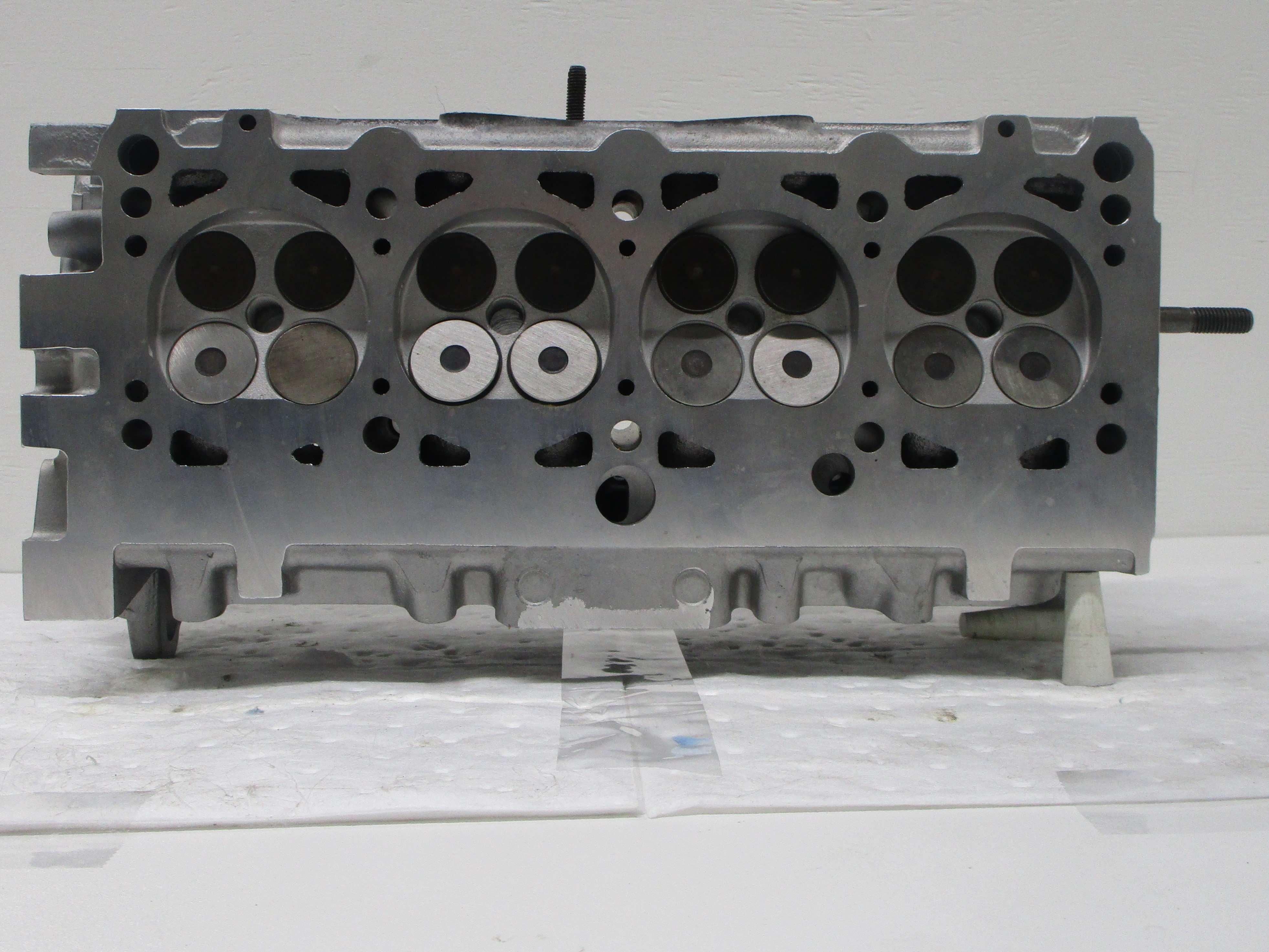 1986-93 Volkswagen: 1986-1989 Golf, 1.8L (KR/PL) 1990-1993 Jetta  2.0L Reconditioned Cylinder Head W/Cams - Casting #027103373E ($100 Core Charge)