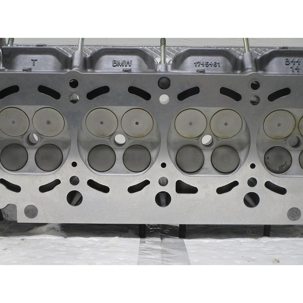 1994-2002 BMW 4.4L, V8 Reconditioned Cylinder Head W/Cams - Right - 540I, 840CI, 740I, 740LI - 2002-2006 Land Rover - Range Rover L322 4.4 - V8 Casting [#1745461] - ($100 Core Charge)